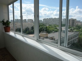 Заказать установку алюминиевых окон на балкон